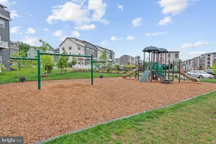 46270 Mount Allen Ter, Sterling, VA 20164 - Photo 29