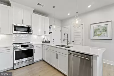 43805 Middleway Terrace, Ashburn, VA 20147 - Photo 9