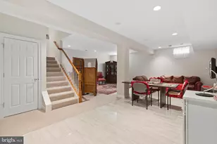43610 Aldie Mill Ct, Chantilly, VA 20152 - Photo 5