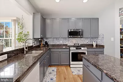 42939 Tippman Place, Chantilly, VA 20152 - Photo 5