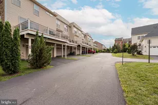 22635 Norwalk Square, Ashburn, VA 20148 - Photo 37