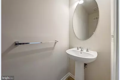 22635 Norwalk Square, Ashburn, VA 20148 - Photo 21
