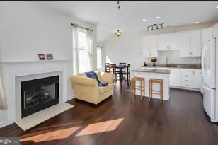 43775 Clemens Terrace, Ashburn, VA 20147 - Photo 3