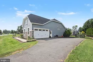 38783 Dutchmans Knoll Dr, Lovettsville, VA 20180 - Photo 25