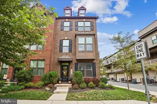 43498 Apple Orch Sq, Ashburn, VA 20148 - Photo 1
