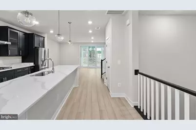 20790 Cloongee Terrace, Dulles, VA 20166 - Photo 5