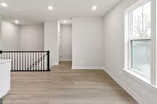 20790 Cloongee Ter, Dulles, VA 20166 - Photo 11