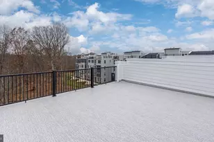 20790 Cloongee Ter, Dulles, VA 20166 - Photo 25