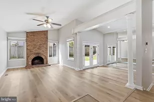 112 Hillsdale Dr, Sterling, VA 20164 - Photo 5
