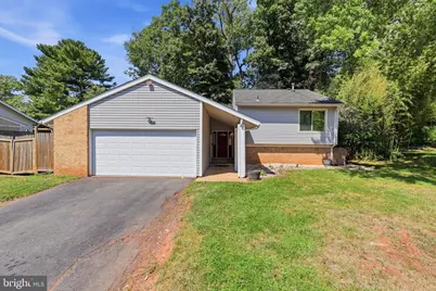 112 Hillsdale Drive, Sterling, VA 20164 - Photo 1