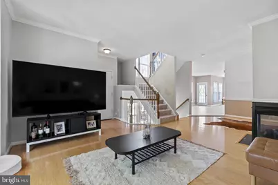 43693 Balmoral Terrace, Ashburn, VA 20147 - Photo 5