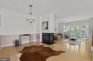 43693 Balmoral Terrace, Ashburn, VA 20147 - Photo 3