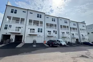 20804 Cloongee Ter, Dulles, VA 20166 - Photo 33