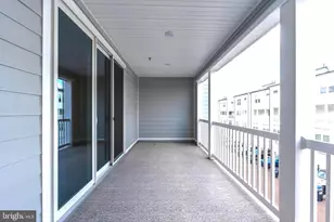 20804 Cloongee Ter, Dulles, VA 20166 - Photo 17