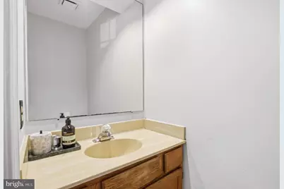45547 Hutchens Square, Sterling, VA 20166 - Photo 23