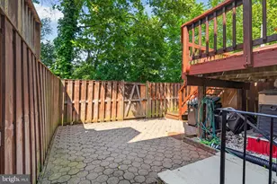 45547 Hutchens Square, Sterling, VA 20166 - Photo 47