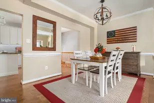 545 Sparkleberry Terrace NE, Leesburg, VA 20176 - Photo 5
