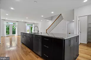 22339 TrailView Crossing Terrace, Ashburn, VA 20148 - Photo 9