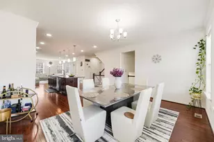 21523 Willow Breeze Sq, Ashburn, VA 20147 - Photo 9