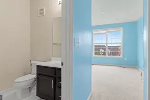 43031 Foxtrail Woods Terrace, Ashburn, VA 20148 - Photo 17