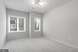 43185 Mongold Square, Ashburn, VA 20148 - Photo 31