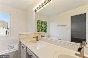 45554 Reading, Sterling, VA 20166 - Photo 25