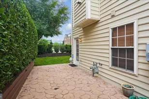 47761 Scotsborough Square, Sterling, VA 20165 - Photo 5