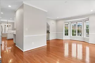47761 Scotsborough Square, Sterling, VA 20165 - Photo 9