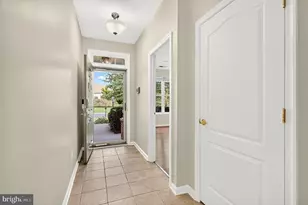 20647 Casablanca Dr, Ashburn, VA 20147 - Photo 9