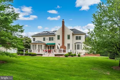 43126 Meadow Grove Drive, Ashburn, VA 20147 - Photo 5