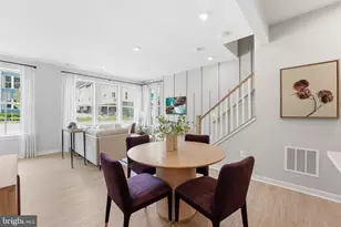21120 Southbank St, Potomac Falls, VA 20165 - Photo 7