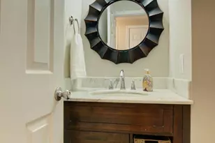 20518 Norwich Pl, Ashburn, VA 20147 - Photo 17