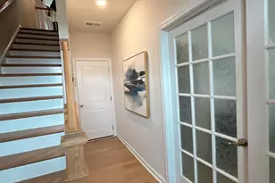 817 Sawback Sq NE, Leesburg, VA 20176 - Photo 3