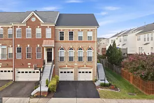22017 Dilworth Square, Broadlands, VA 20148 - Photo 3