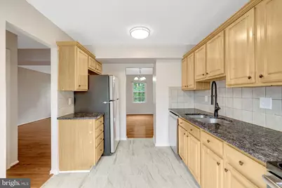 926 Sherwood Court, Sterling, VA 20164 - Photo 21