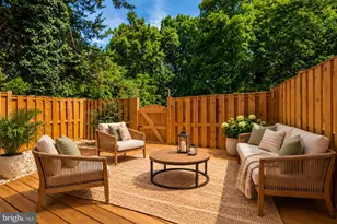 926 Sherwood Ct, Sterling, VA 20164 - Photo 45