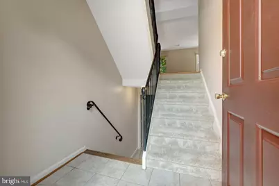 926 Sherwood Court, Sterling, VA 20164 - Photo 7