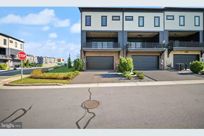 44611 Uptown Row Drive, Ashburn, VA 20147 - Photo 27