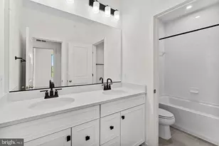 19748 Sepia Sq, Ashburn, VA 20147 - Photo 23