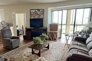19365 Cypress Ridge Terrace, Leesburg, VA 20176 - Photo 5