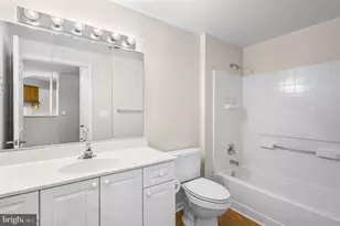 19370 Magnolia Grove, Leesburg, VA 20176 - Photo 21