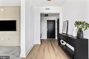 43446 Croson Ln, Ashburn, VA 20148 - Photo 3