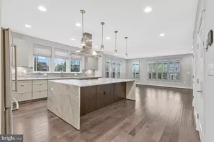 42384 Soave Dr, Brambleton, VA 20148 - Photo 13
