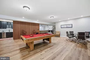 129 Sinegar Pl, Sterling, VA 20165 - Photo 39