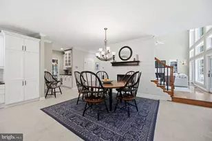 129 Sinegar Pl, Sterling, VA 20165 - Photo 11