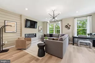 46349 Cranston St, Potomac Falls, VA 20165 - Photo 3