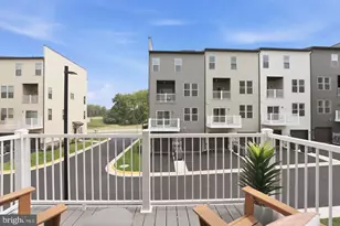 21096 Southbank St, Potomac Falls, VA 20165 - Photo 33