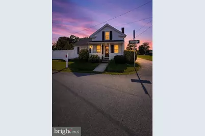 12 E Pennsylvania Avenue E, Lovettsville, VA 20180 - Photo 1