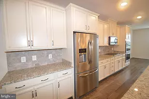 44878 Tiverton Sq, Ashburn, VA 20147 - Photo 11