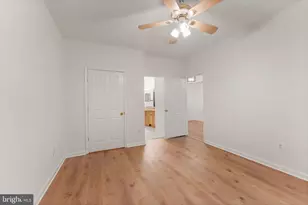 20453 Chesapeake Square, Sterling, VA 20165 - Photo 31